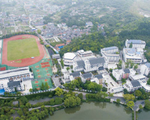 江北区慈城中学